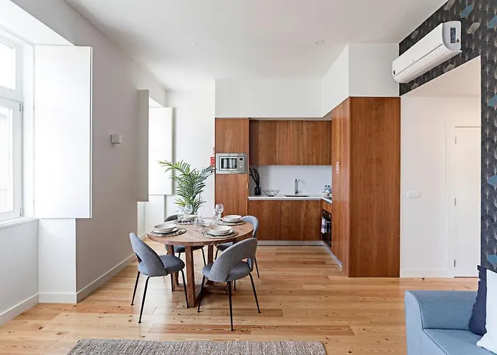 Monte Dos Judeus 26 By Lovelystay *